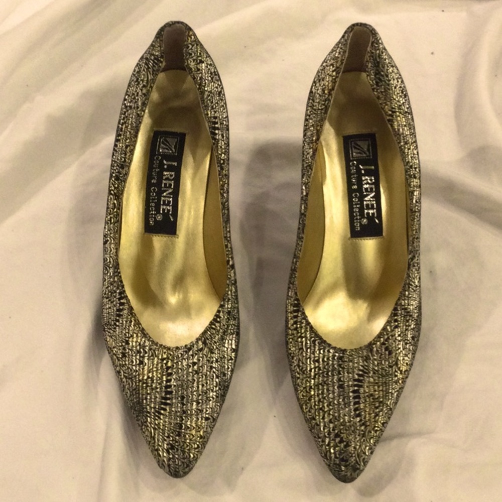 Black With Gold/Silver Metallic Pumps Size 7